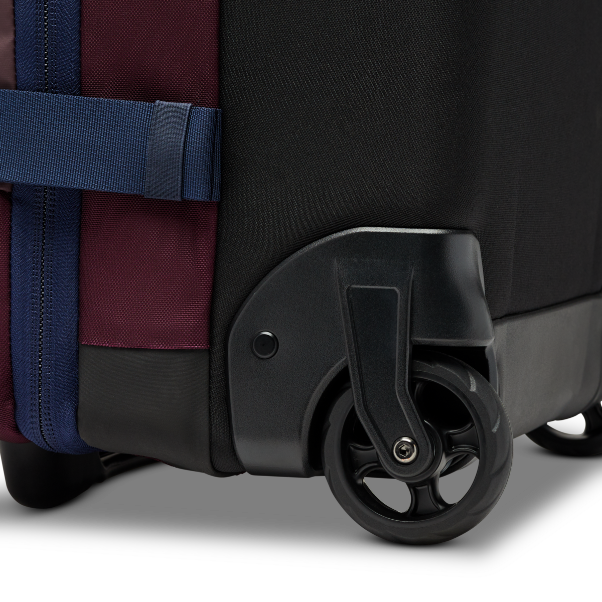 Allpa 65L Roller Bag - Image 6
