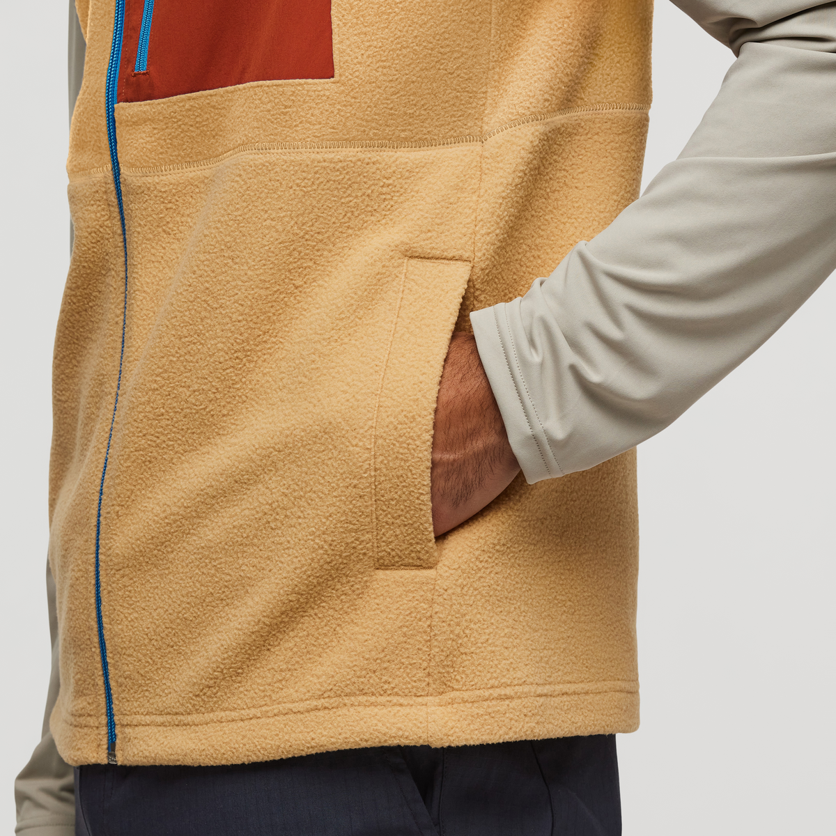 Abrazo Fleece Vest - Men's - Image 19