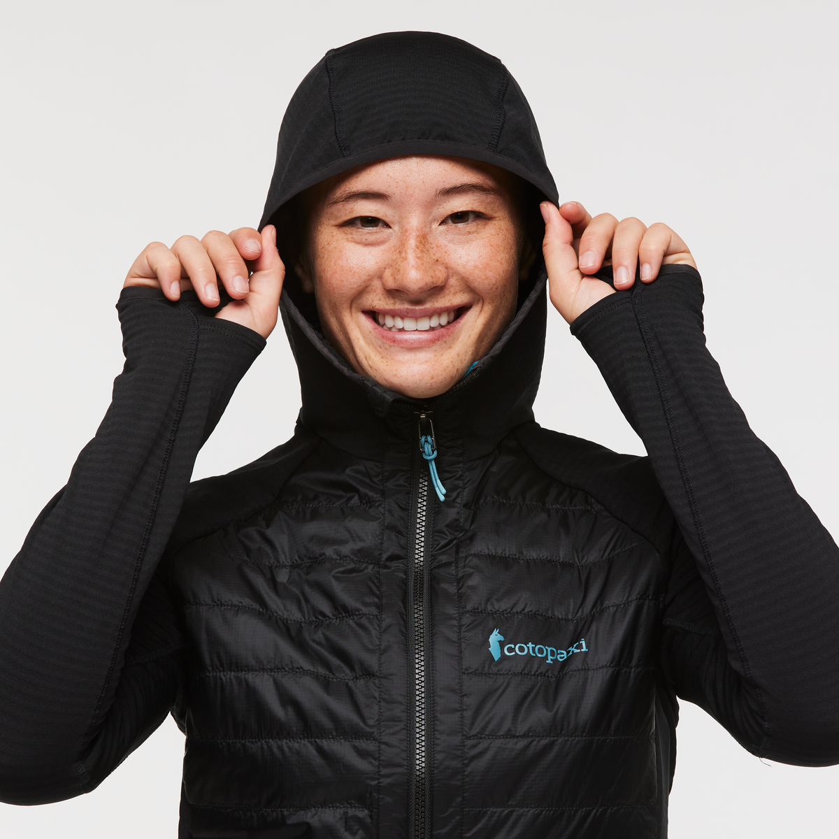 Capa Hybrid Insulated Hooded Jacket - Women's - Image 34