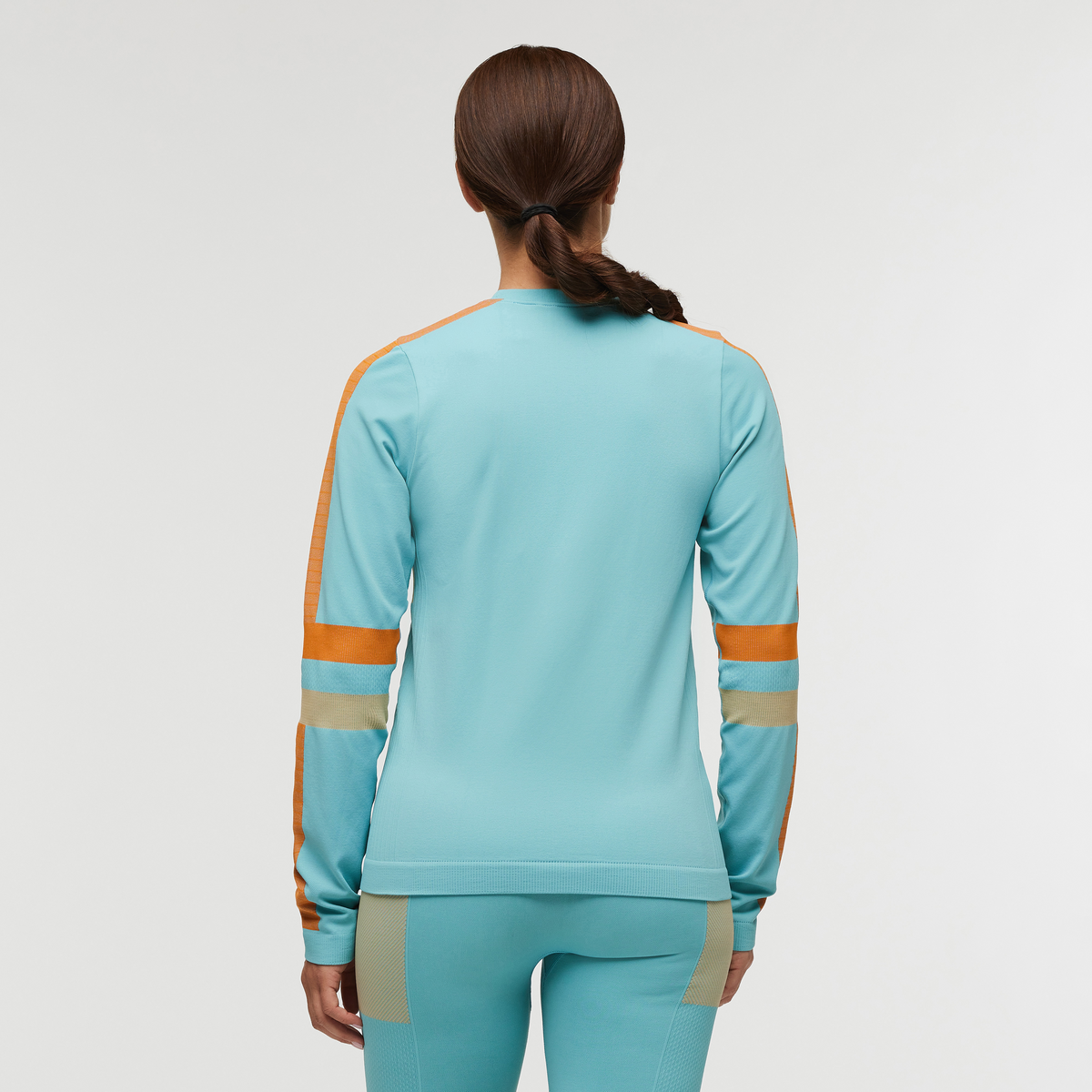 Debajo Seamless Baselayer Crew - Women's - Image 9