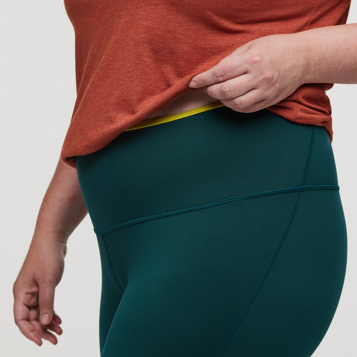 Mari Tight - Women's - Image 26
