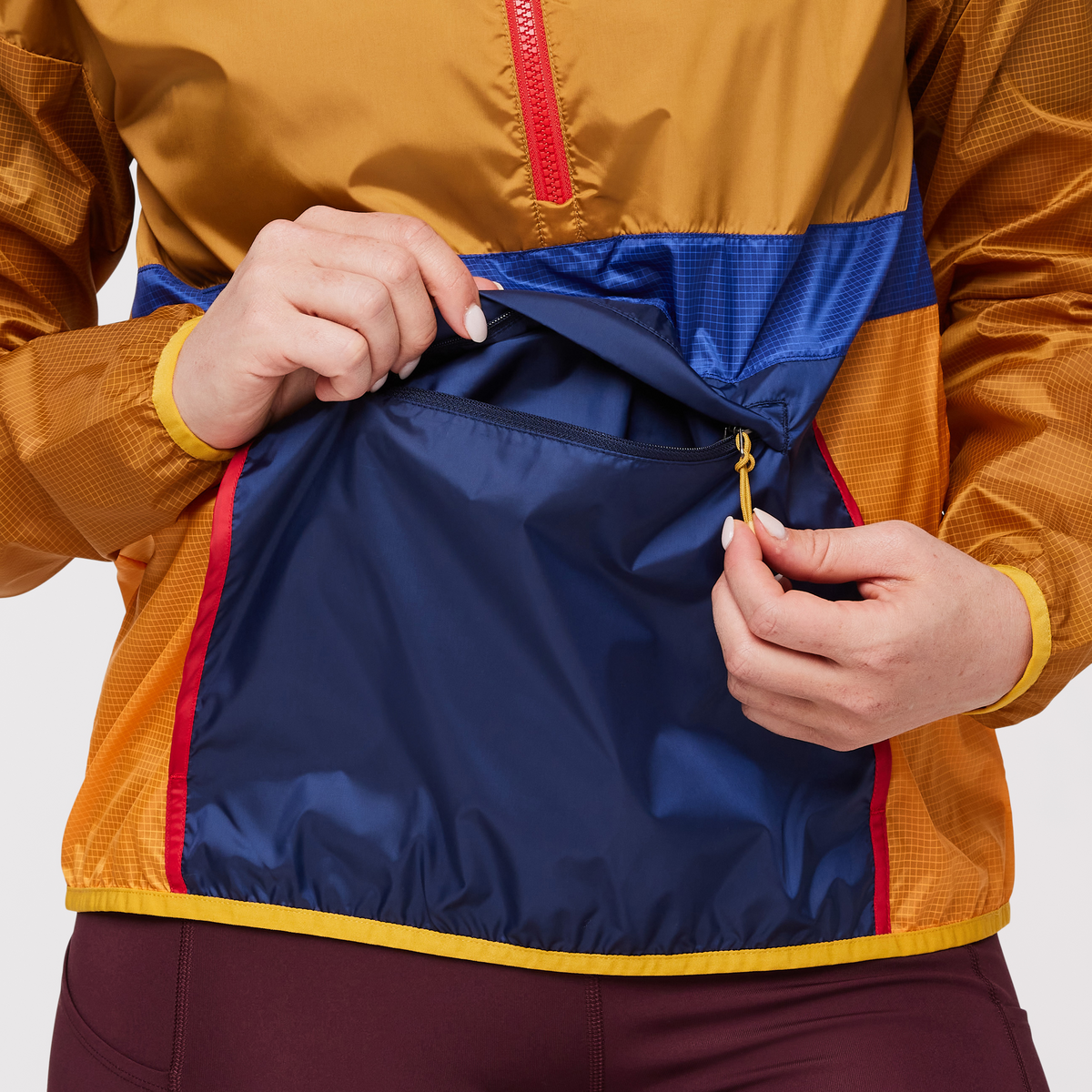 Teca Half-Zip Windbreaker - Women's - Image 15