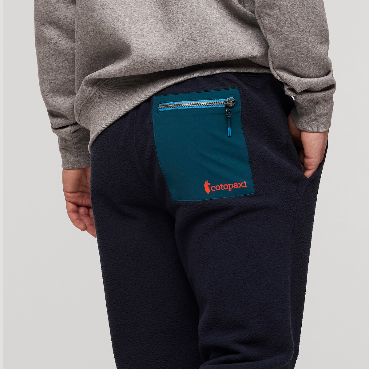 Abrazo Fleece Jogger - Men's - Image 11
