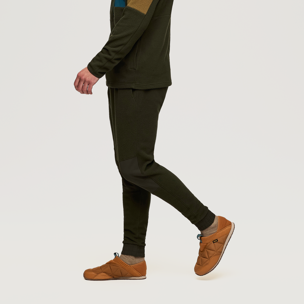 Abrazo Fleece Jogger - Men's - Image 16