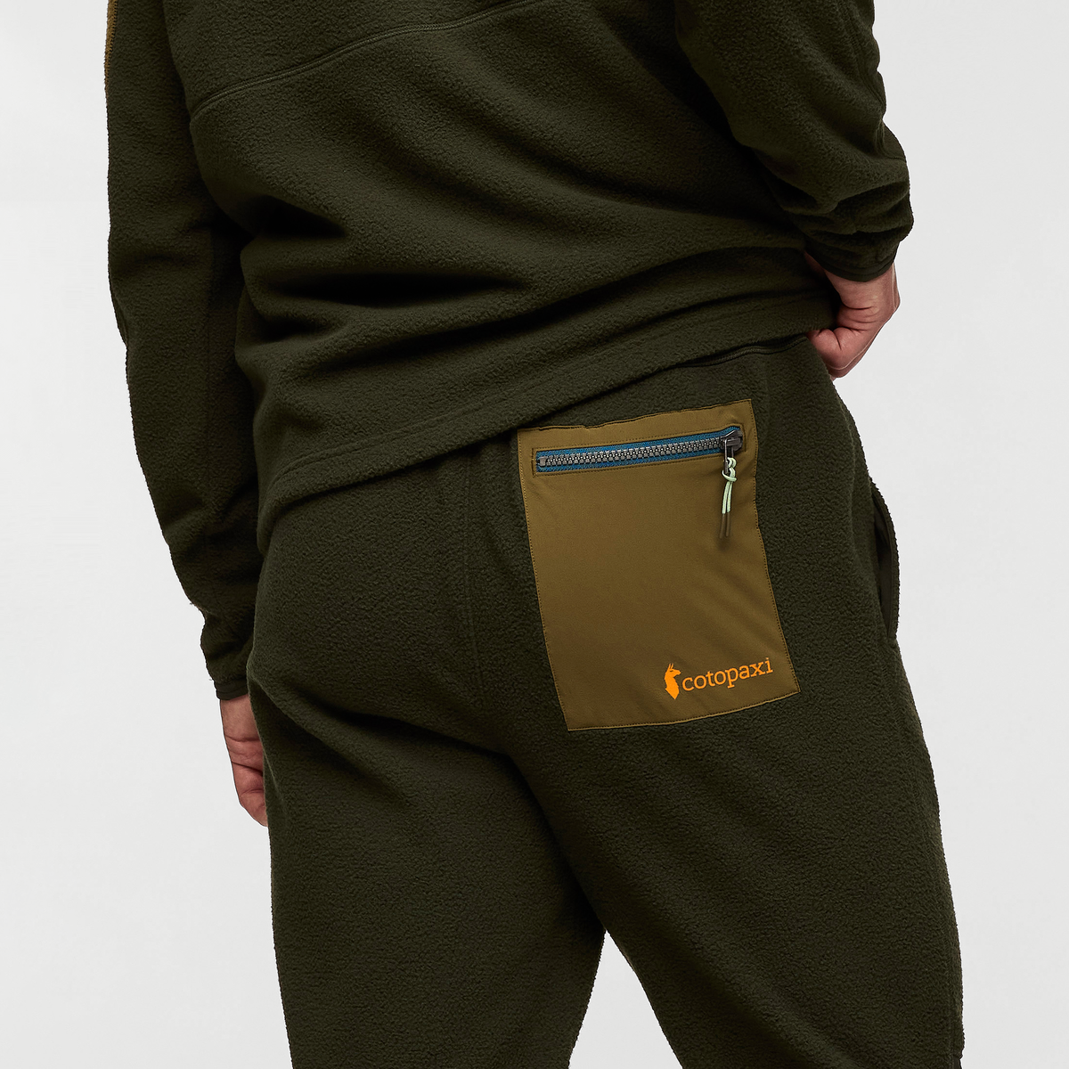 Abrazo Fleece Jogger - Men's - Image 17