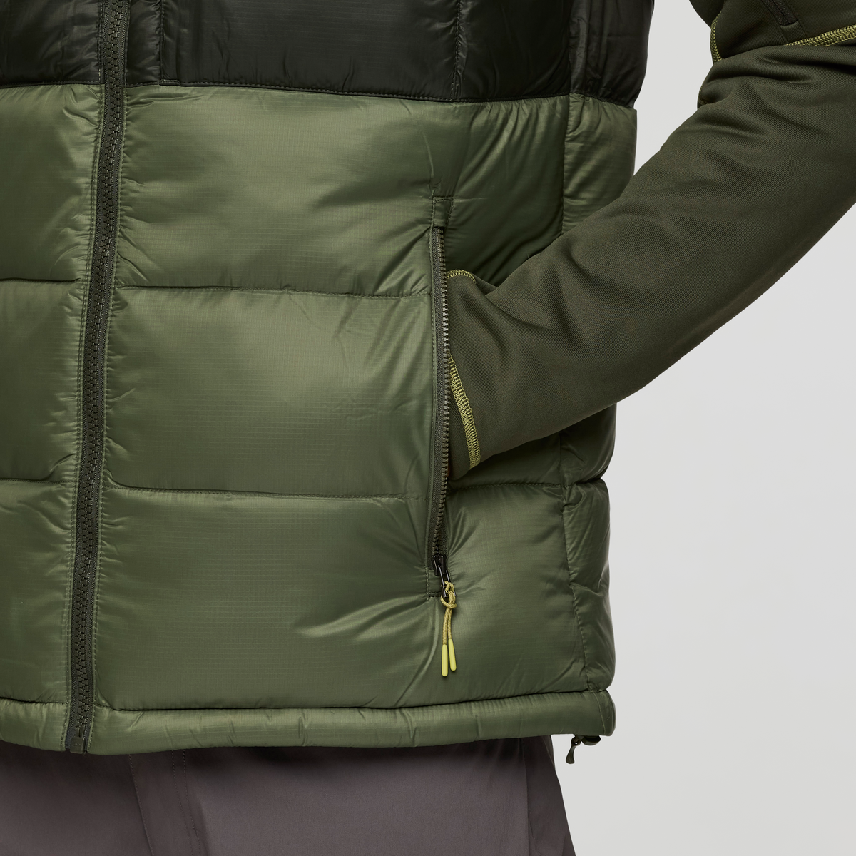 Fuego Max Down Vest - Men's - Image 14