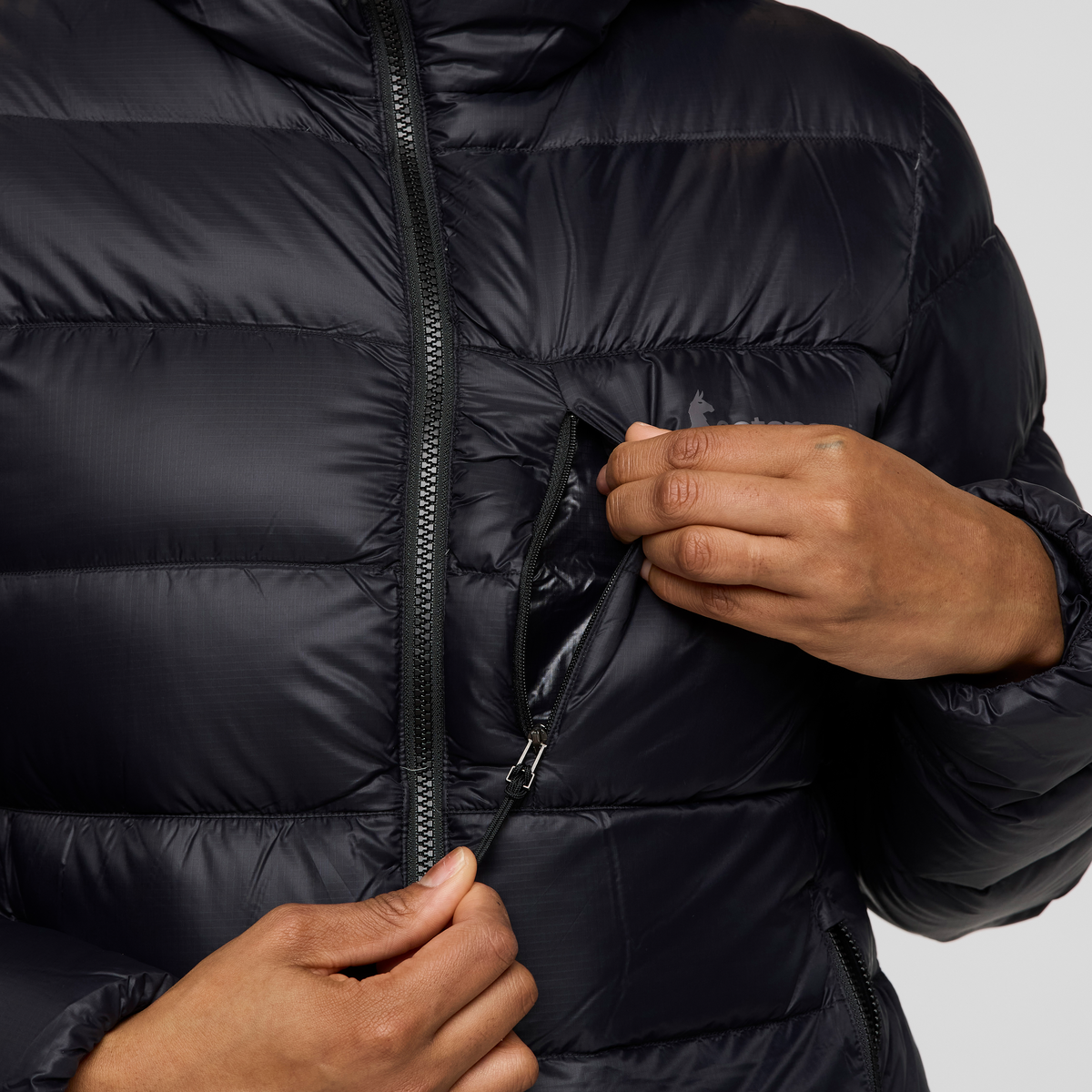 Fuego Max Down Hooded Jacket - Women's - Image 12