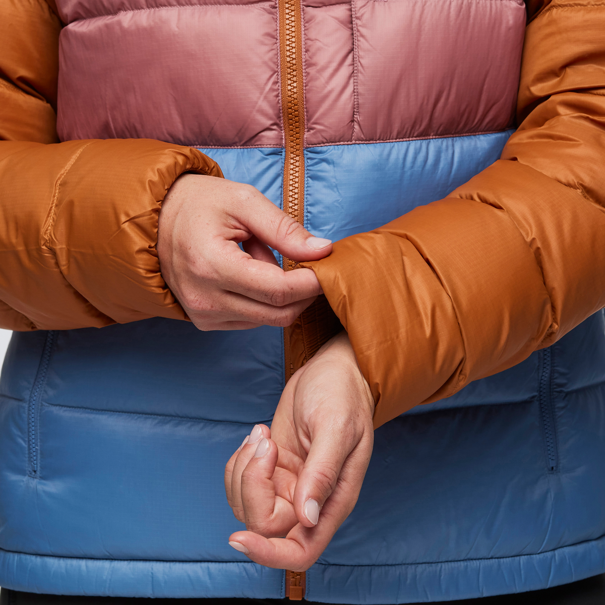 Fuego Max Down Hooded Jacket - Women's - Image 12