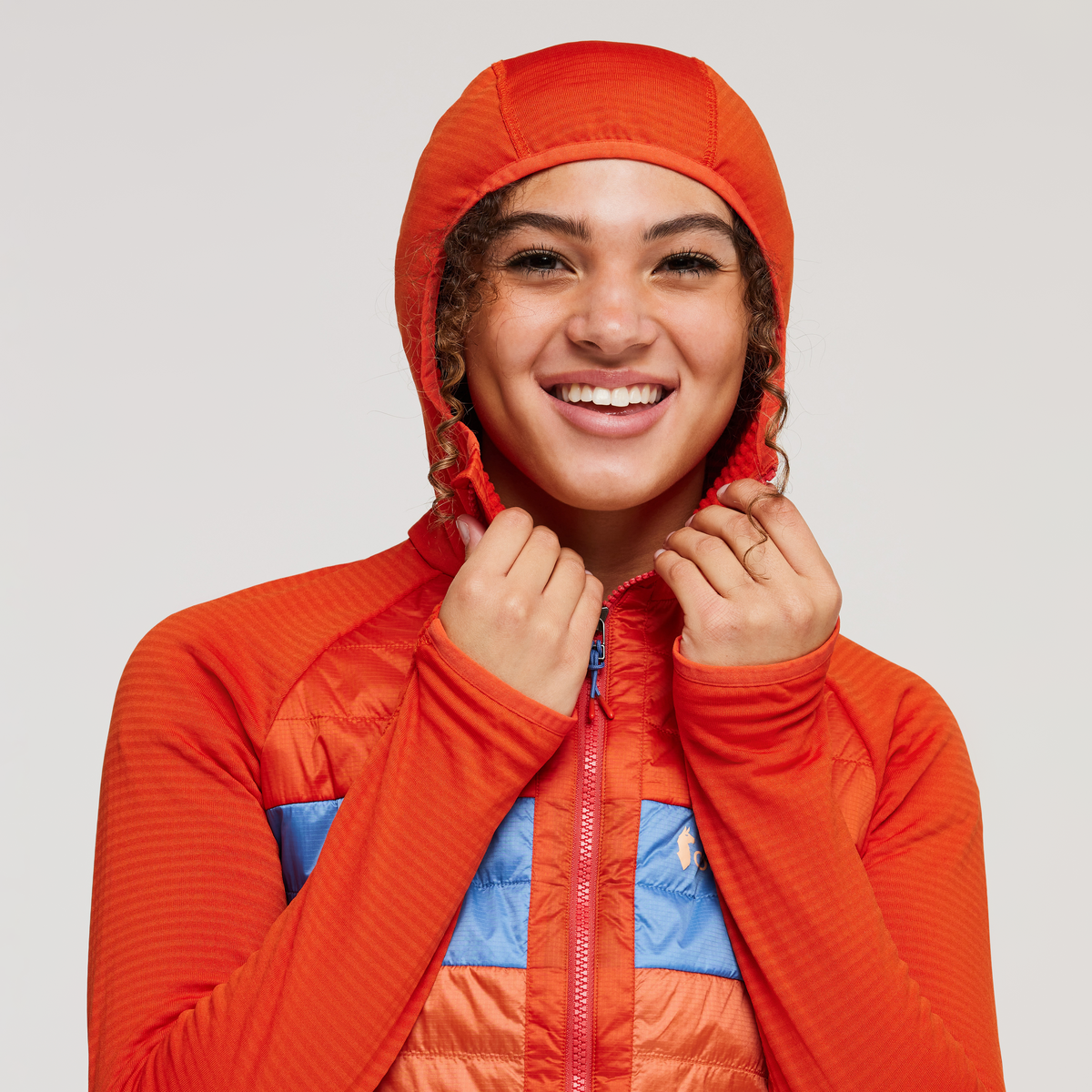 Capa Hybrid Insulated Hooded Jacket - Women's - Image 6