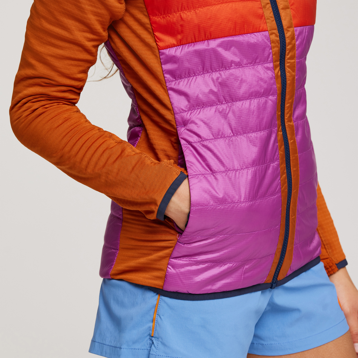 Capa Hybrid Insulated Hooded Jacket - Women's - Image 16