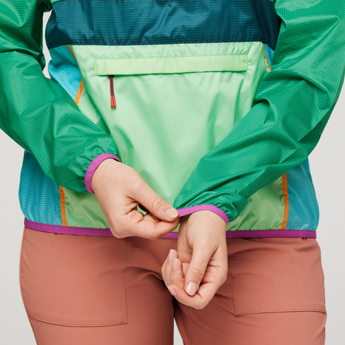 Teca Half-Zip Windbreaker - Women's - Image 15