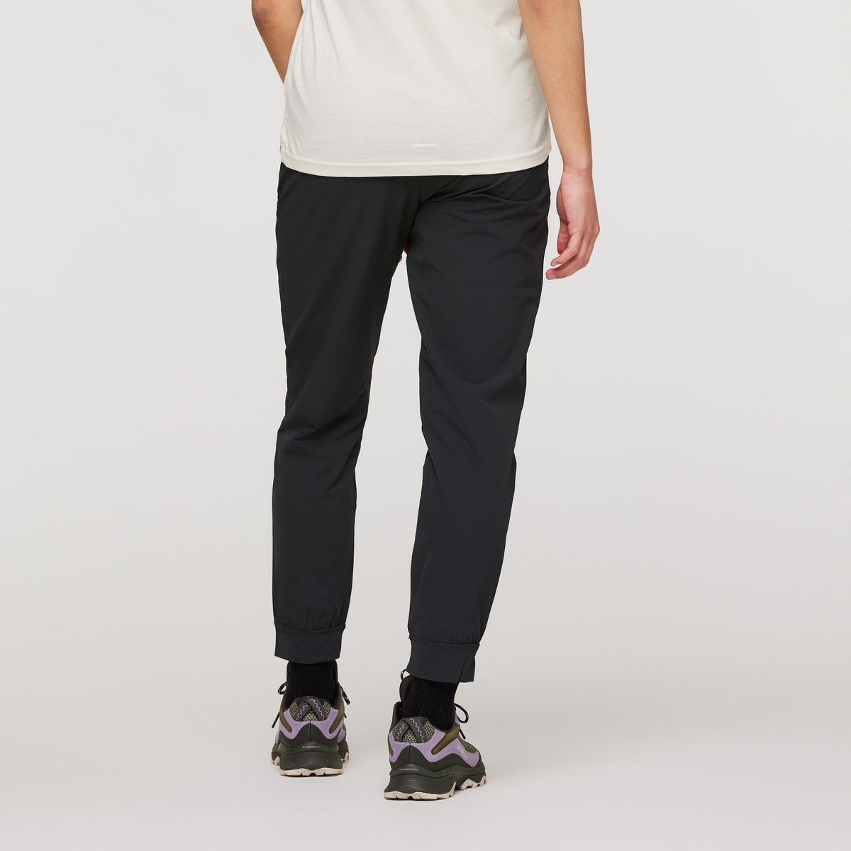 Veza Adventure Jogger - Women's - Image 4