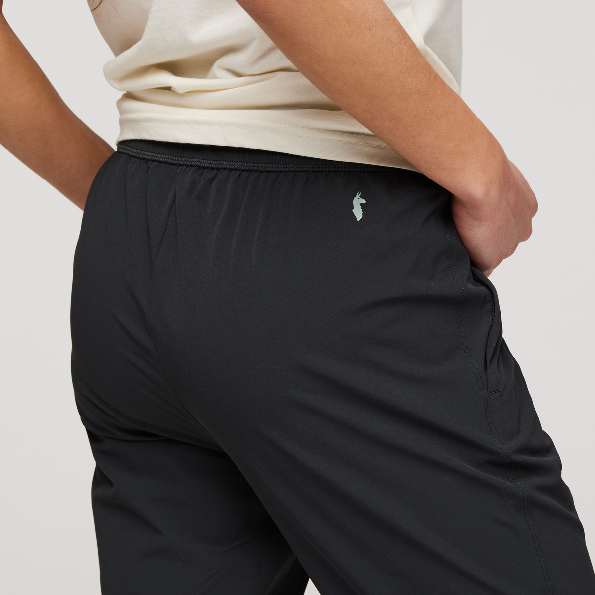 Veza Adventure Jogger - Women's - Image 7
