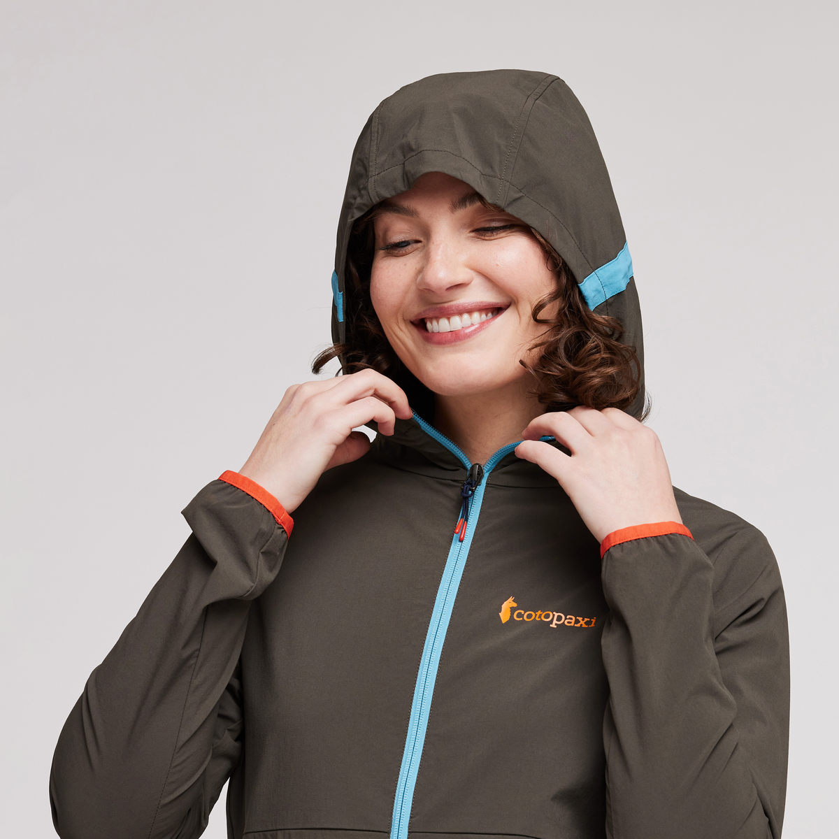 Vuelta Performance Windbreaker Jacket - Women's - Image 12