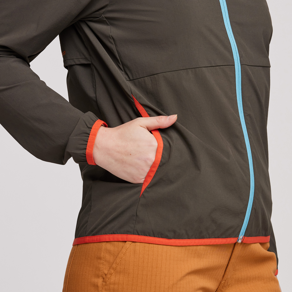 Vuelta Performance Windbreaker Jacket - Women's - Image 13