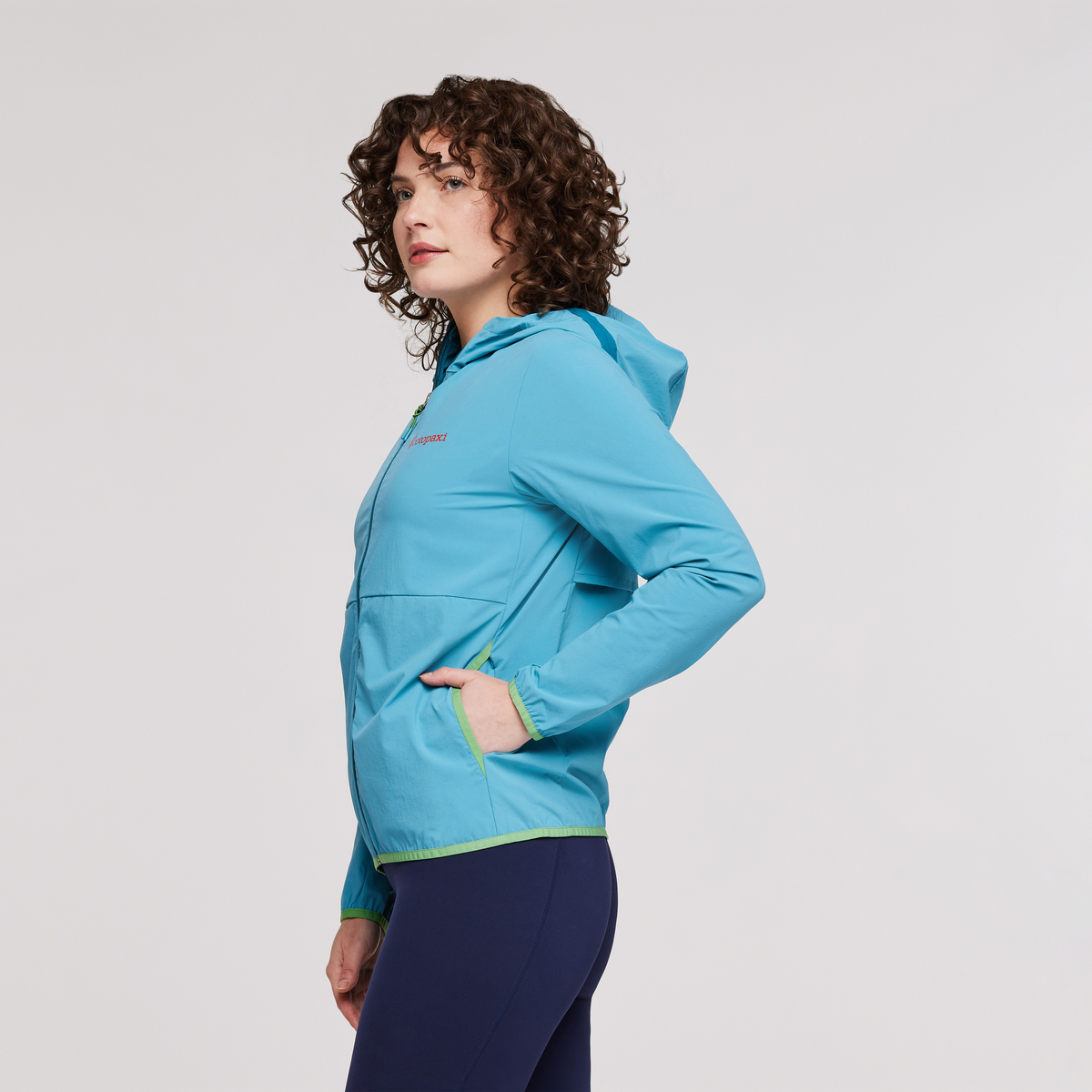 Vuelta Performance Windbreaker Jacket - Women's - Image 24