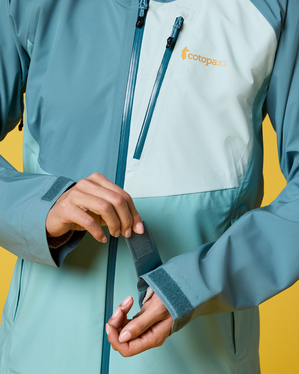 Impermeo 3L Hooded Shell Jacket - Women's - Image 24