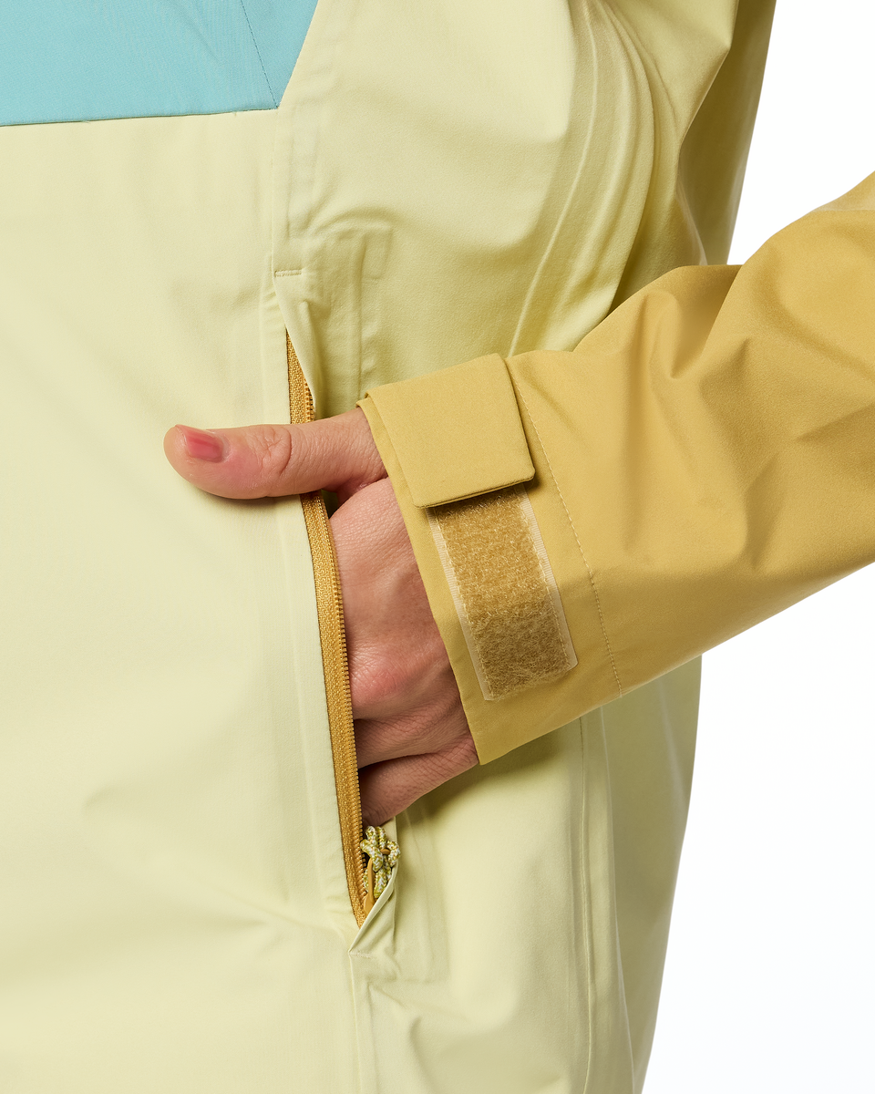 Impermeo 3L Hooded Shell Jacket - Women's - Image 5