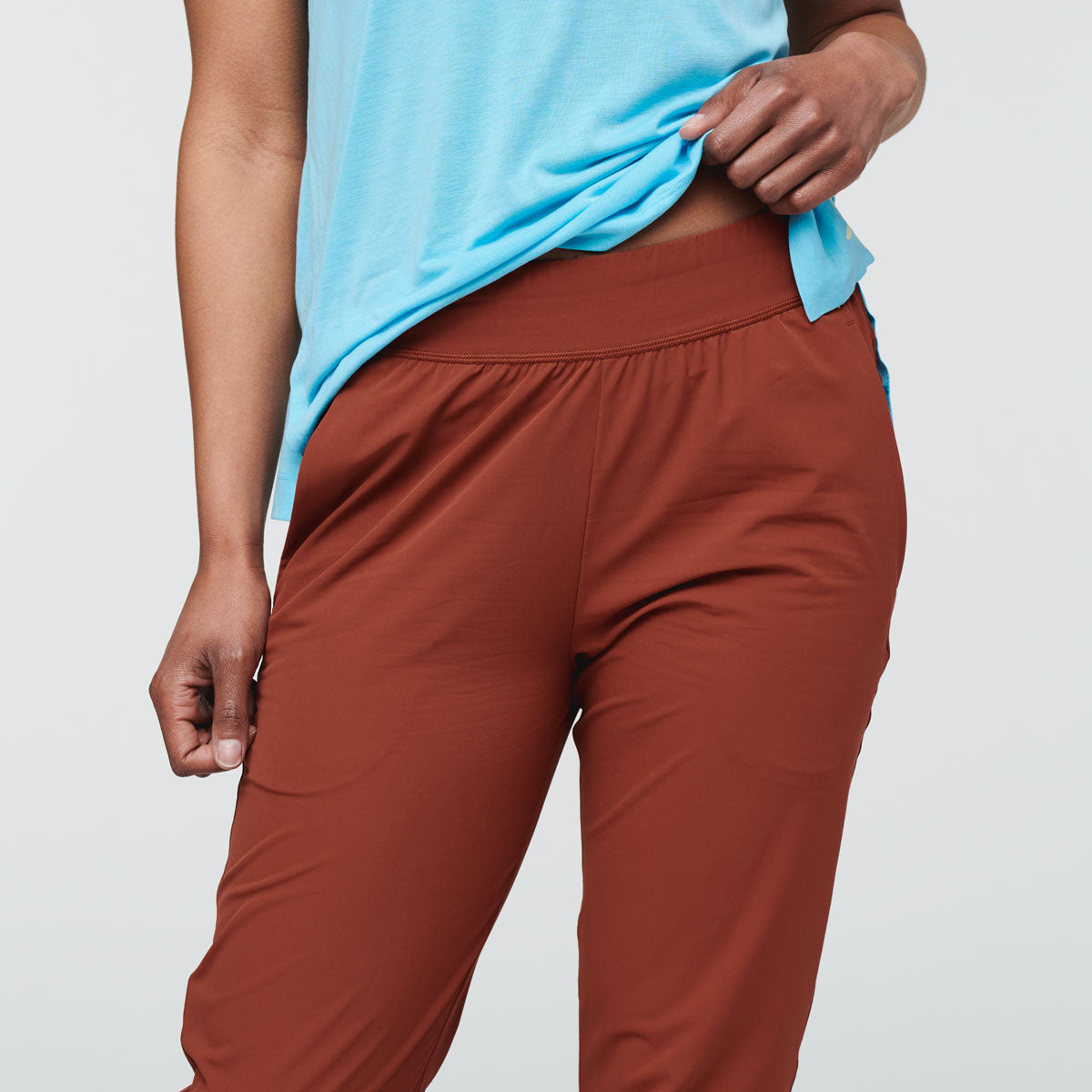 Veza Adventure Jogger - Women's - Image 13