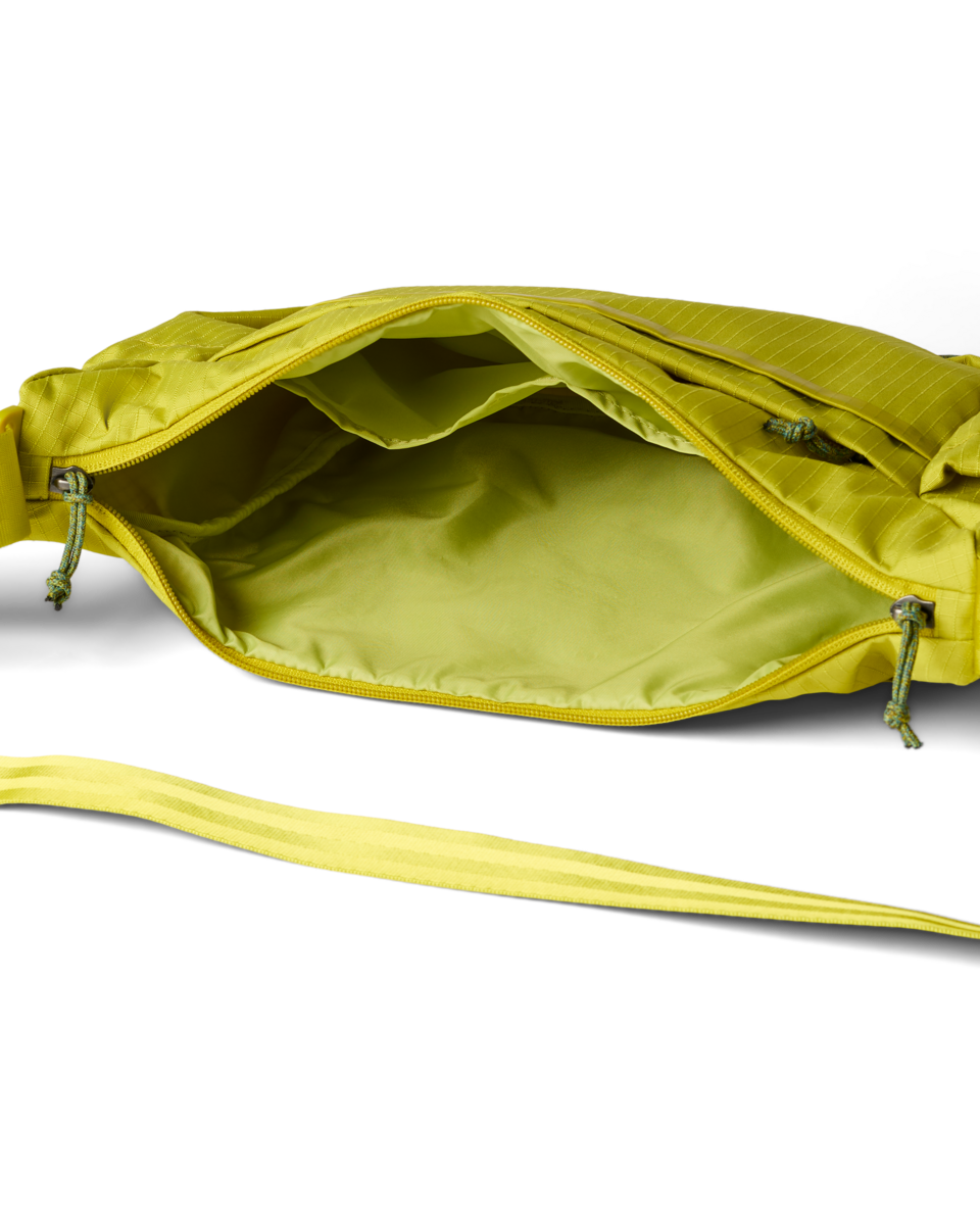 Viaje 9L Shoulder Bag - Image 4