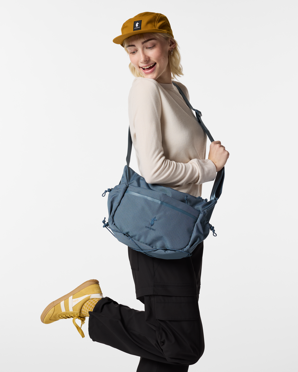 Viaje 9L Shoulder Bag - Image 26